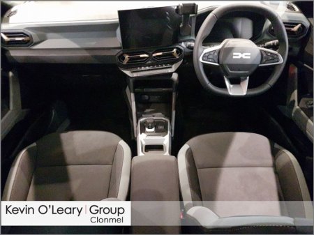 2026 Dacia Duster Extreme HEV 155 €38,000 thumbnail