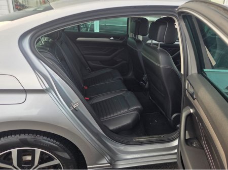 2020 Volkswagen Passat - thumbnail 7