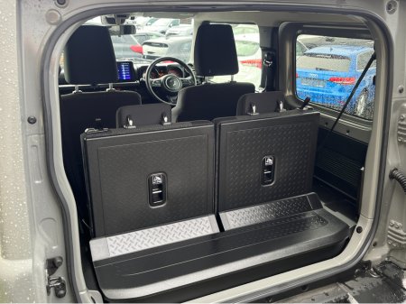 2024 Suzuki Jimny SIERRA 4 SEAT MANUAL 1.5 PETROL //LOW MILES//HIGH SPEC//HEATED SEATS//CRUISE CONTROL//KEYLESS ENTRY//REVERSE CAMERA// thumbnail