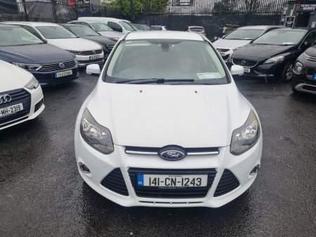 2014 Ford Focus - thumbnail 3