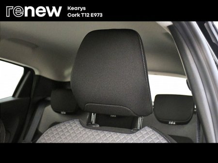 2025 Renault Clio - thumbnail 16