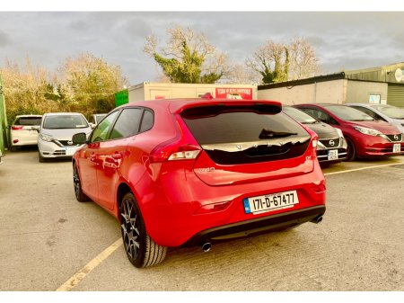 2017 Volvo V40 - thumbnail 10