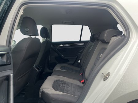 2016 Volkswagen Golf 2016 Volkswagen Golf 1.4 TSI Automatic Highline €16,250 thumbnail