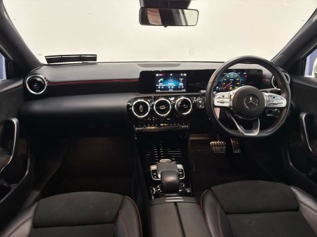2019 Mercedes-Benz A Class A 180 d AMG LINE A/T | Reversing Camera, Sports seats €25,950