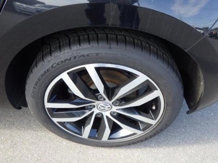 2017 Volkswagen Golf - thumbnail 3