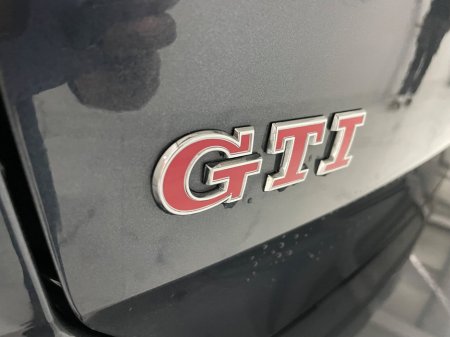 2019 Volkswagen Golf 2.0 TSI 245HP GTI DSG €30,995 thumbnail