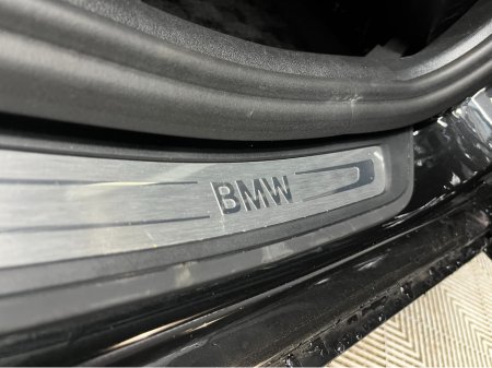 2020 BMW 5 Series €32950 2020 BMW 530E LUXURY EDITION JOY+ 2.0 AUTOMATIC / CRUISE CONTROL / 360° PARKING CAMERA / ELECTRIC MEMORY & HEATED SEATS / HEATED REAR SEATS / AMBIENT LIGHTS €32,950 thumbnail