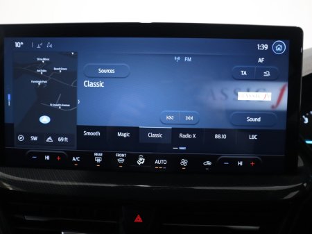 2023 Ford Focus - thumbnail 16