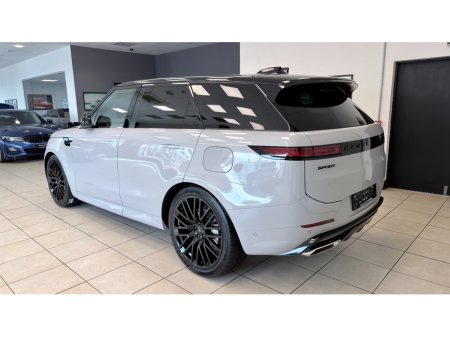 2025 Land Rover Range Rover - thumbnail 33