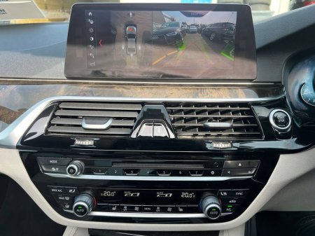 2017 BMW 5 Series - thumbnail 9