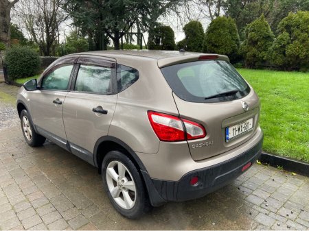2011 Nissan Qashqai +2 1.6 XE ISS 5DR €2,999 thumbnail