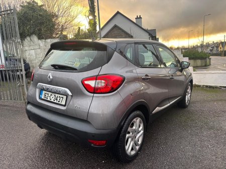 2016 Renault Captur INTENSE TCE 90    PETROL  LOW  MILEAGE €9,950 thumbnail