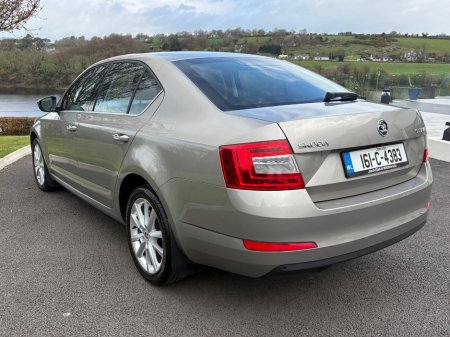2016 Skoda Octavia - thumbnail 17