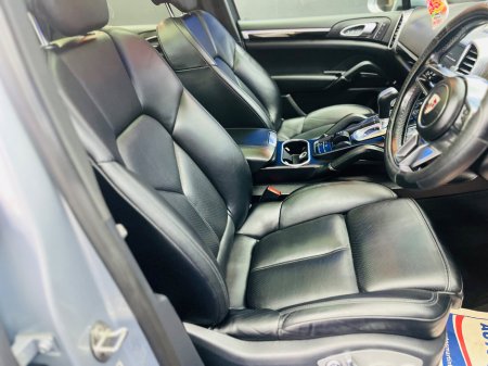 2018 Porsche Cayenne - thumbnail 20