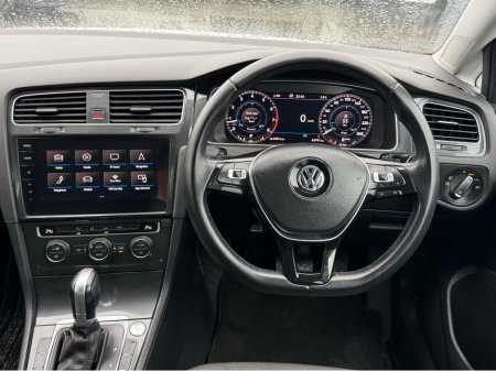 2018 Volkswagen Golf (182) 1.2 TSI COMFORTLINE TECH EDITION €20,950 thumbnail