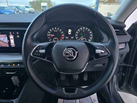 2022 Skoda Octavia - thumbnail 32