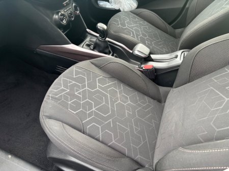 2014 Peugeot 2008 1.6 Hdi 92 bhp Active - Stop Start €6,950 thumbnail