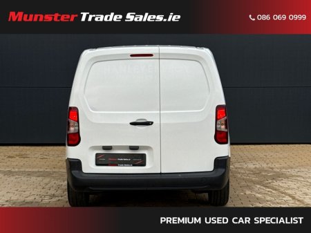 2022 Citroen Berlingo 1.5 BlueHDI 1 Owner Low Kms €12,950 thumbnail