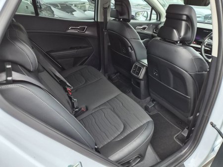 2023 Kia Sportage - thumbnail 13