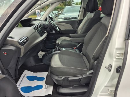 2016 Citroen Grand C4 Picasso GRAND 1.6 BLUE HDI 1 120 EXCLUSIVE + 120BHP 5DR €8,950 thumbnail