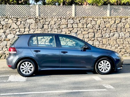 2012 Volkswagen Golf - thumbnail 4