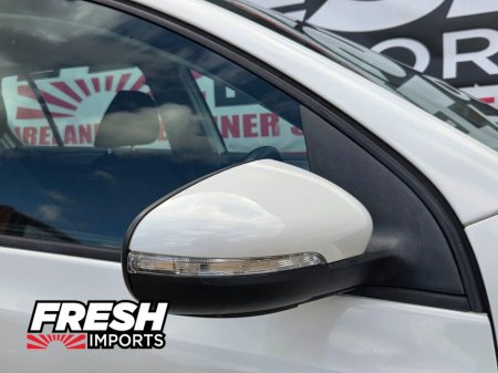 2013 Volkswagen Golf - thumbnail 18