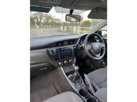 2018 Toyota Corolla 1.4 D-4D TERRA 4DR €13,500 thumbnail