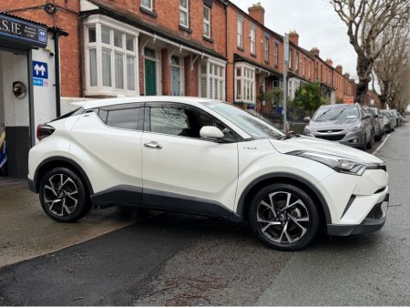 2018 Toyota C-HR 1.8 Petrol Hyrbid, Automatic, Only 47k Kilometres, New NCT, Brown Leather, Cruise Control, Apple CarPlay/Android Auto, Diamond-Cut Alloys, Finance Available, Service & Warranty Included, SIMI Dealer €19,950 thumbnail