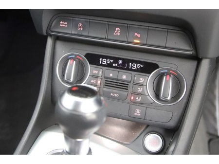 2017 Audi Q3 1.4 TFSI S-TRONIC *PARK SENSORS*REVERSE CAM* €19,490 thumbnail