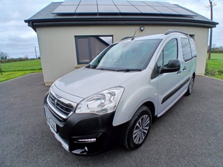 2018 Peugeot Partner - thumbnail 9