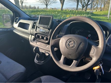 2017 Opel Vivaro - thumbnail 8