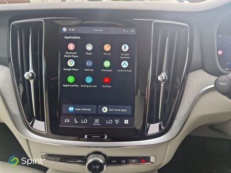 2025 Volvo V60 - thumbnail 10