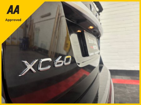 2016 Volvo XC60 - thumbnail 5