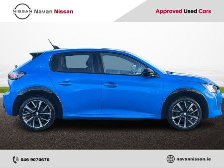 2023 Peugeot 208 Electric 136bhp (50 kWh) GT €19,950 thumbnail