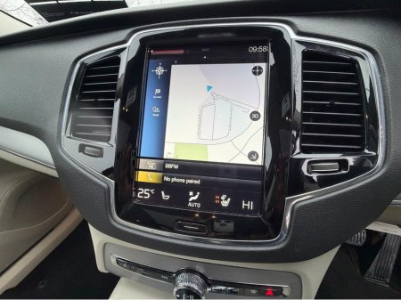 2020 Volvo XC90 MOMENTUM PRO D5 AWD AUTO *PANORAMIC SUNROOF* €35,900 thumbnail