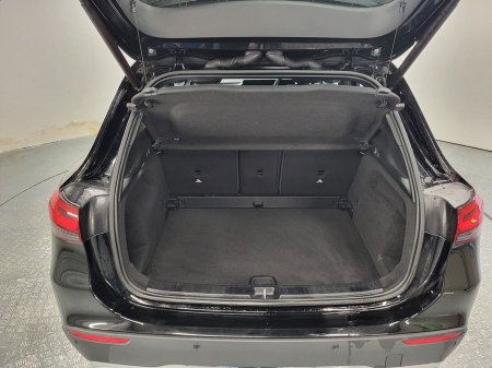 2023 Mercedes-Benz GLA Class GLA 200 A/T Progressive €39,975 thumbnail