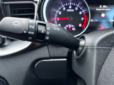 2023 Kia Ceed MY23 1.0HP GTL 5DR €24,950 thumbnail