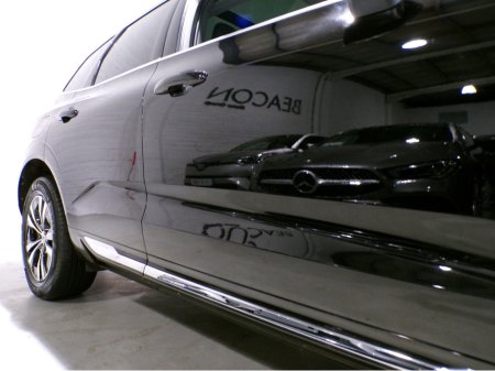 2023 Volvo XC60 *2023*ONLY 18,000 MILES*VOLVO XC60 RECHARGE 2.0 T6 350 PHEV AWD CORE BRIGHT EDITION*FULL VOLVO SERVICE HISTORY*PAN-SUNROOF*VOLVO ALLOY WHEELS*2 KEYS*FULL LEATHER HEATED SEATS*LANE PROTECTION*ACTIVE BR €47,900 thumbnail