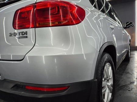 2012 Volkswagen Tiguan - thumbnail 12