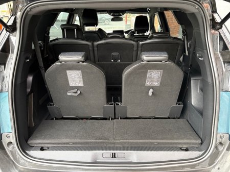 2018 Peugeot 5008 - thumbnail 16