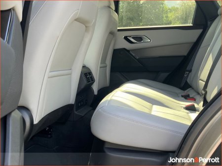 2025 Land Rover Range Rover Velar 2.0 I4 PHEV 404 PS S (Land Rover Warranty until 2030) €79,900 thumbnail