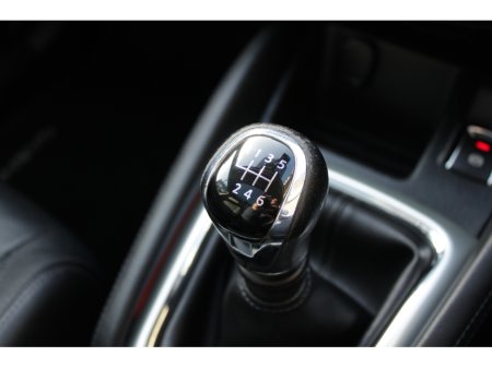 2017 Nissan Qashqai - thumbnail 16