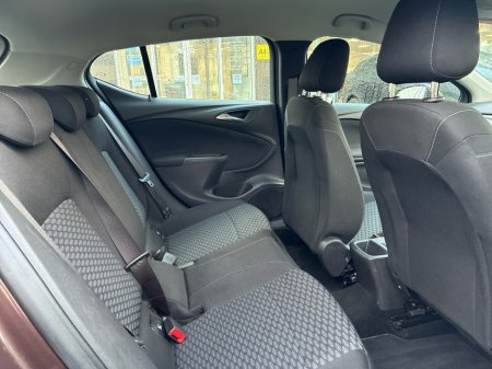 2017 Opel Astra SC 1.0T 105PS S/S 5DR €12,950 thumbnail