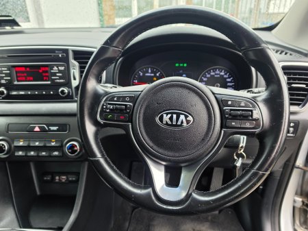 2017 Kia Sportage - thumbnail 16