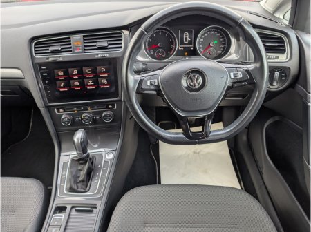 2017 Volkswagen Golf 1.2 TSI DSG COMFORT // LOW KMS // 6 MONTH WARRANTY // €15,950 thumbnail