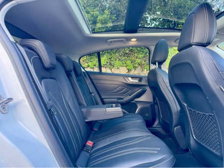 2020 Ford Focus VIGNALE !! 1.5TD!!AUTO!! HUGE SPEC!! €21,900 thumbnail