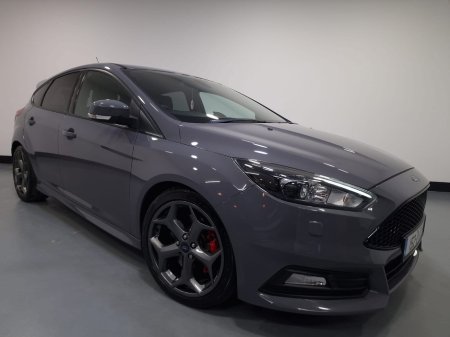 2015 Ford Focus 2.0 EcoBoost 250PS ST2 €18,950 thumbnail