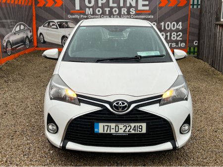 2017 Toyota Yaris ==STUNNING 1.0 LUNA//REVERSING CAMERA//NEW NCT//SERVICED== €10,950 thumbnail
