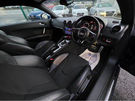 2012 Audi TT - thumbnail 6