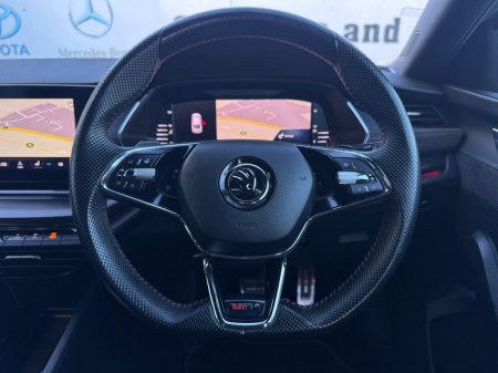 2021 Skoda Octavia RS 2.0 TDI 200BHP DSG 5DR AUTO €25,800 thumbnail